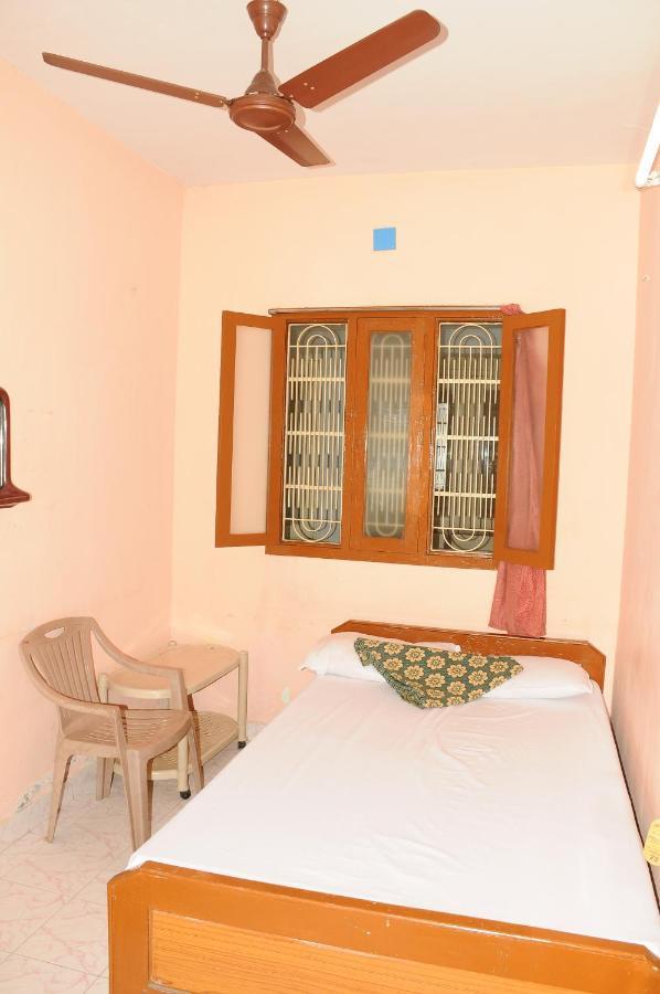 Arunachala Ramana Home Tiruvannāmalai Eksteriør bilde