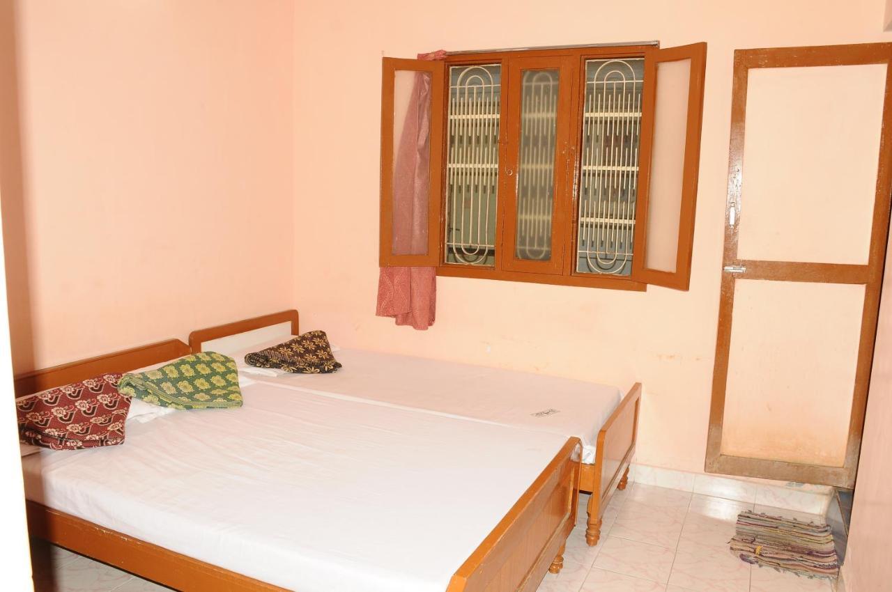 Arunachala Ramana Home Tiruvannāmalai Eksteriør bilde